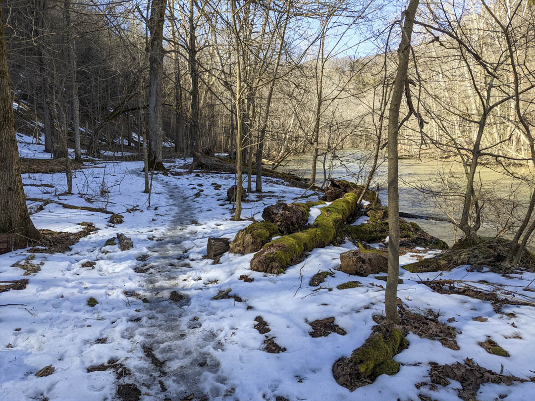 Snowy Mohican Gorge Trail